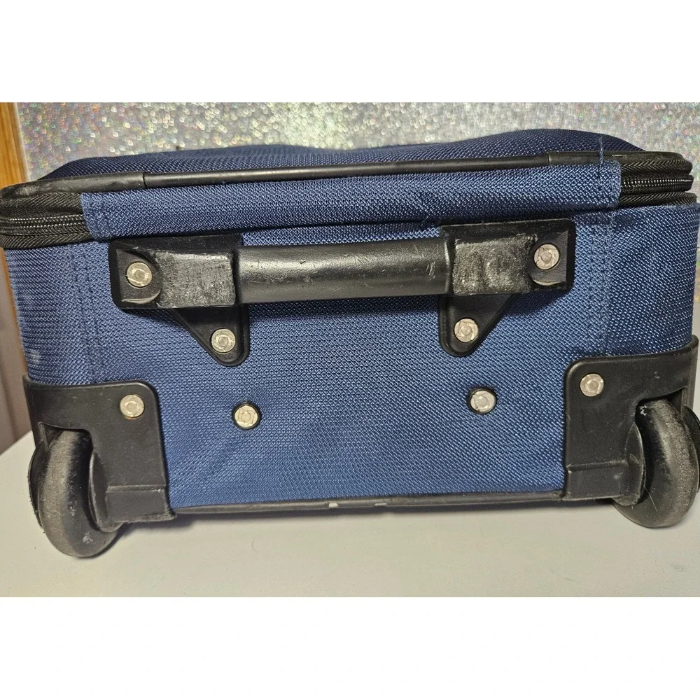 Kenneth Cole Reaction Blue Soft Rolling Carry On Suitcase Luggage RUGGED Vintage